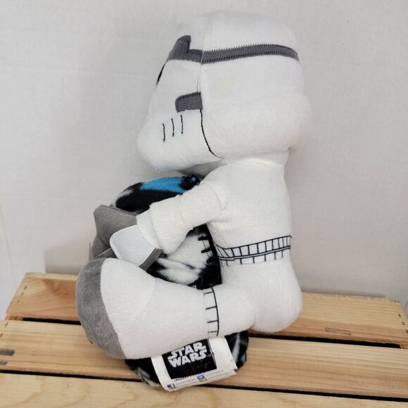 Star Wars Character & Throw Set Storm Trooper NWT - Picture 4 of 7